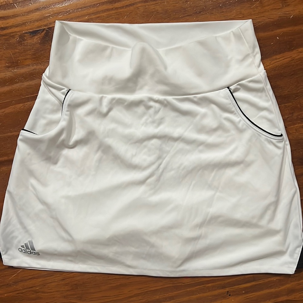 Adidas white tennis skirt